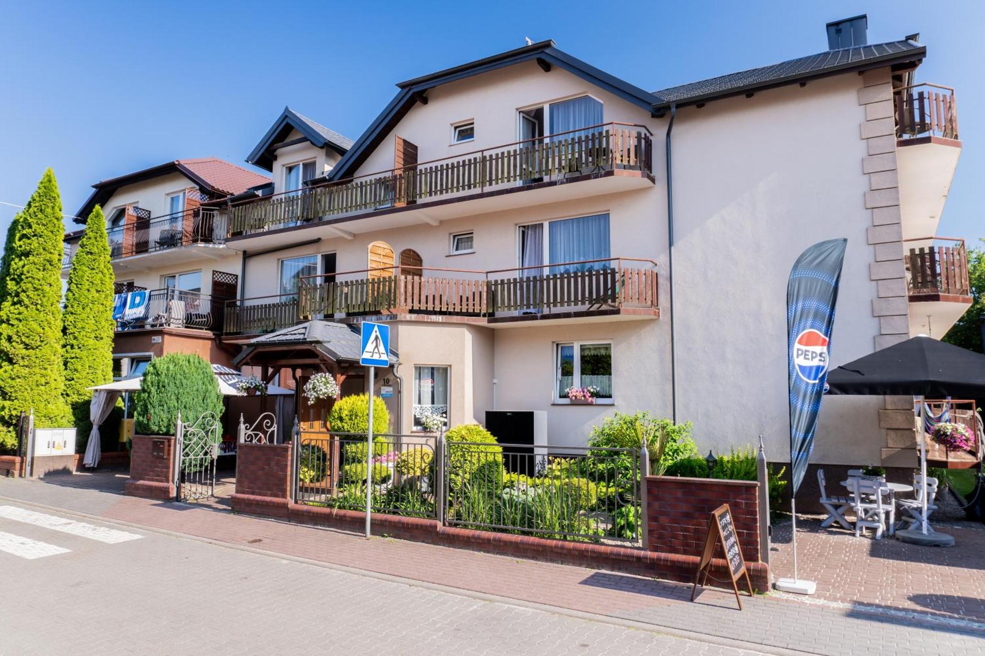 Pokoje Goscinne Raf-Tur - Sala Zabaw, Grill - Idealny Dla Rodzin Z Dziecmi Ostrowo  Exterior foto